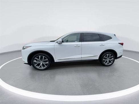 Used 2023 Acura MDX SH-AWD w/ Technology Package image 5