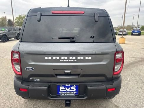Used 2025 Ford Bronco Sport Badlands AWD/4WD image 4