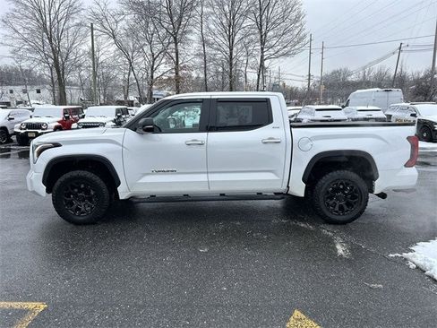 Used 2023 Toyota Tundra SR5 w/ SR5 Premium Package image 5