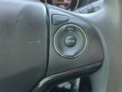 Used 2022 Honda HR-V LX image 22