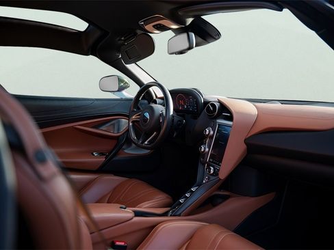 Used 2018 McLaren 720S image 43