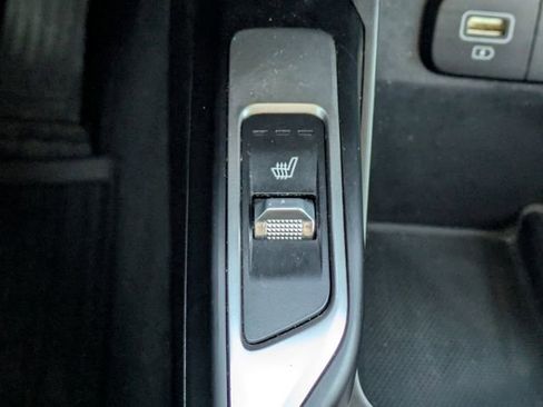 Used 2022 Kia Sorento S image 25