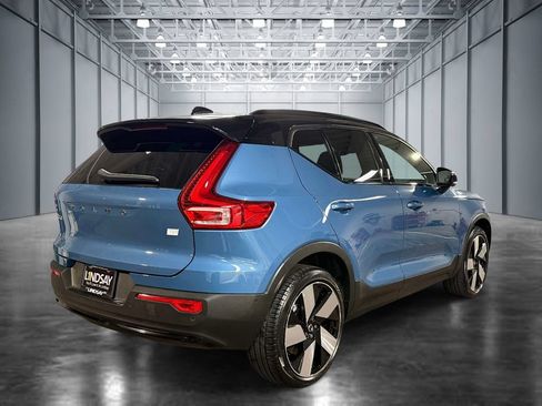 Used 2023 Volvo XC40 Recharge Ultimate w/ Protection Package Premier AWD/4WD image 10