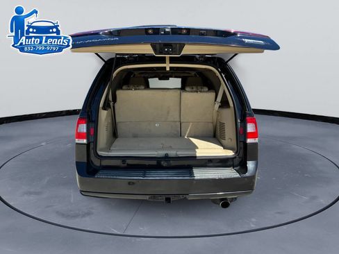 Used 2015 Lincoln Navigator 2WD w/ Equipment Group 101A Reserve image 9