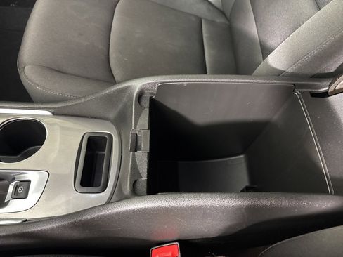 Used 2023 Chevrolet Malibu LT image 30