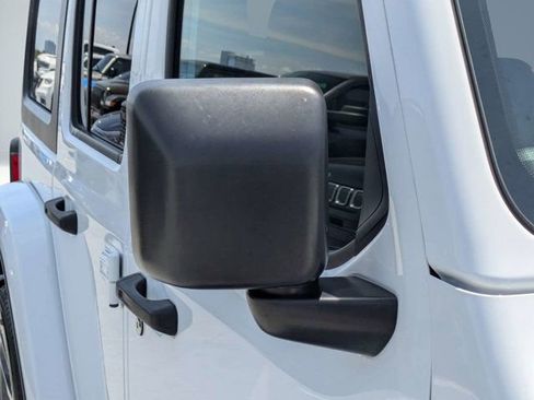Used 2024 Jeep Wrangler Unlimited AWD/4WD image 11