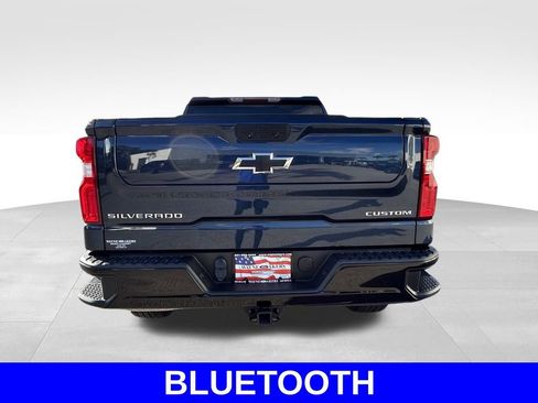 Used 2022 Chevrolet Silverado 1500 Custom Trail Boss w/ Safety Confidence Package AWD/4WD image 5