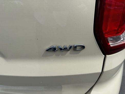 Used 2018 Ford Explorer Limited w/ Equipment Group 301A AWD/4WD image 5