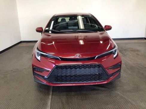 Used 2024 Toyota Corolla SE image 2