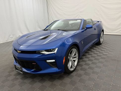 Used 2016 Chevrolet Camaro SS RWD image 2
