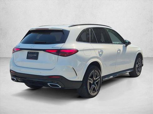 Certified 2025 Mercedes-Benz GLC 300 4MATIC image 5