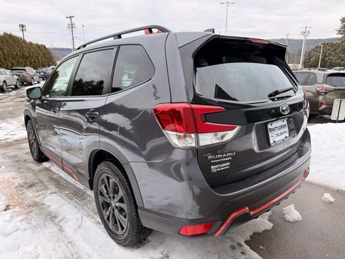 Used 2023 Subaru Forester Sport image 8