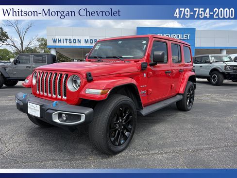 Used 2022 Jeep Wrangler Unlimited Sahara AWD/4WD image 1