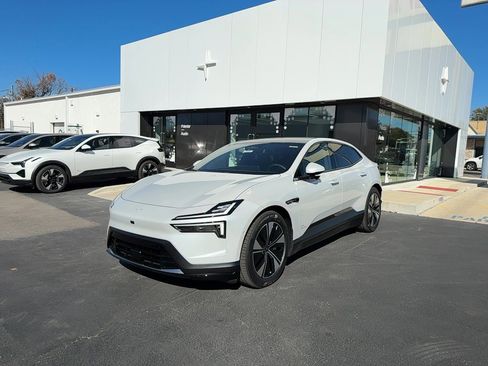 New 2026 Polestar Polestar 4 image 2