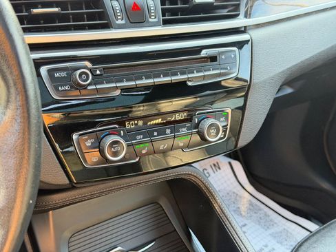 Used 2018 BMW X1 xDrive28i AWD/4WD image 25