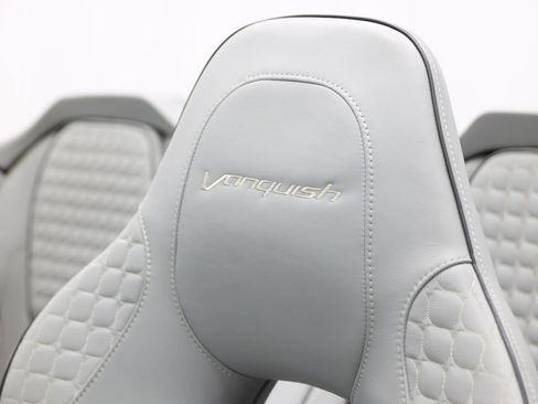 Used 2014 Aston Martin Vanquish Volante RWD image 21