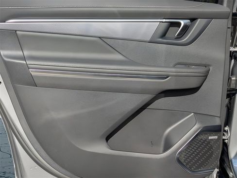 New 2026 Buick Enclave Sport Touring w/ Super Cruise Package image 13