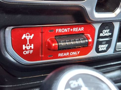Used 2023 Jeep Wrangler Unlimited Rubicon AWD/4WD image 23