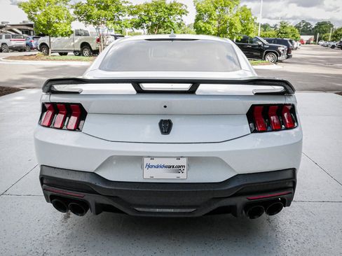 Used 2026 Ford Mustang Dark Horse RWD image 9