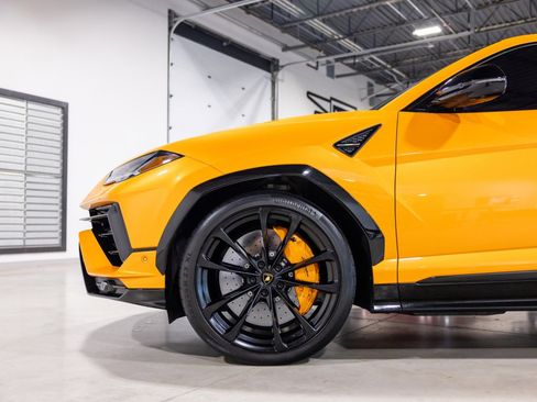 Used 2024 Lamborghini Urus S AWD/4WD image 18
