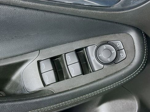 Used 2021 Buick Encore GX Preferred FWD image 19