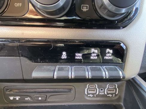 Used 2019 RAM 1500 Laramie w/ Sport Appearance Package image 22