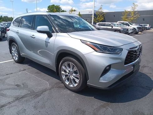 Used 2021 Toyota Highlander Limited AWD/4WD image 5