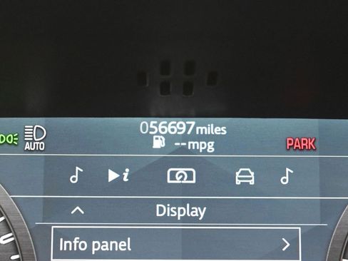 Used 2020 Land Rover Defender 110 SE image 13