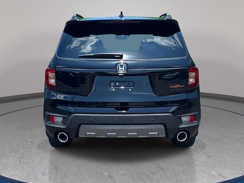 Used 2024 Honda Passport TrailSport image 6