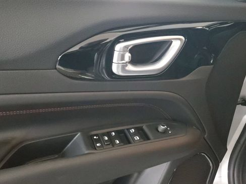 New 2026 Jeep Compass Trailhawk AWD/4WD image 6