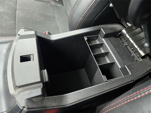 Used 2018 Ford Explorer XLT w/ Equipment Group 202A image 14