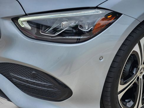 Used 2025 Mercedes-Benz C 300 Sedan image 28