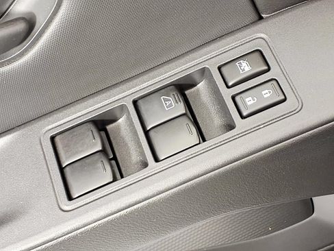 Used 2023 Nissan Frontier S w/ Technology Package RWD image 13