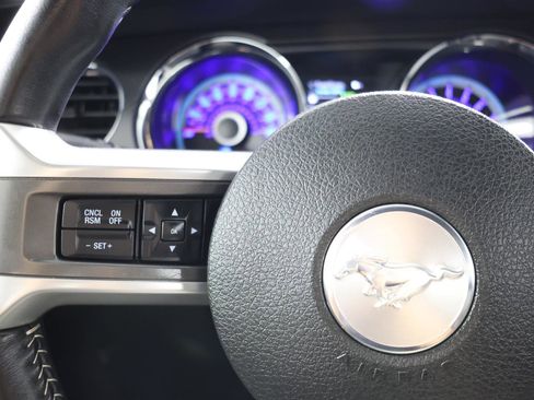 Used 2013 Ford Mustang GT Premium RWD image 20