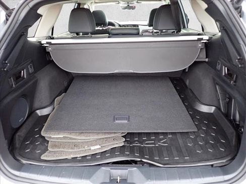 Certified 2024 Subaru Outback Onyx Edition image 8