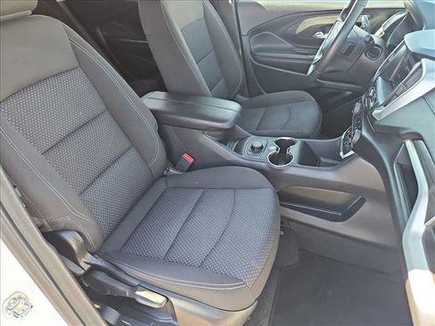 Used 2024 GMC Terrain SLE FWD image 17