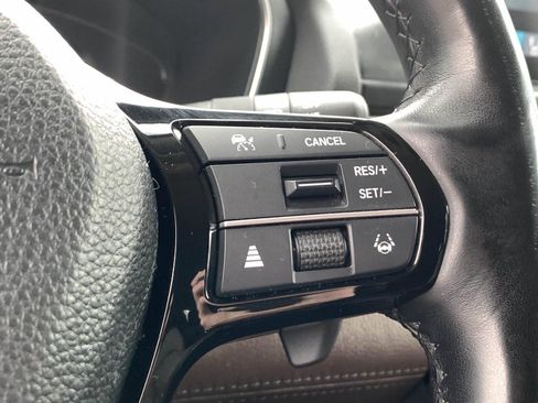 Used 2023 Honda Pilot Elite image 16