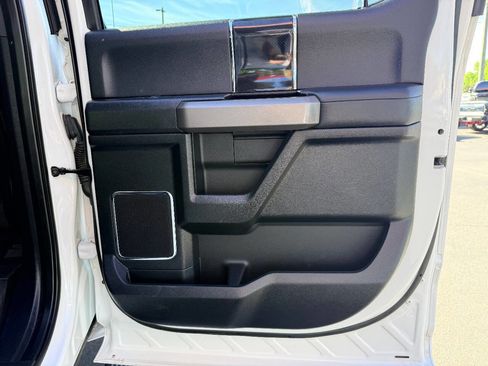 Used 2020 Ford F250 Platinum w/ FX4 Off-Road Package AWD/4WD image 36