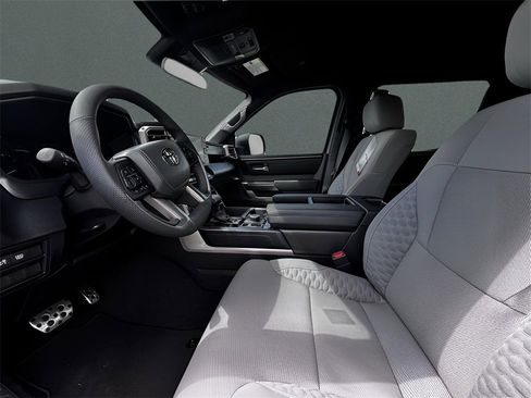 New 2025 Toyota Tundra SR5 image 12