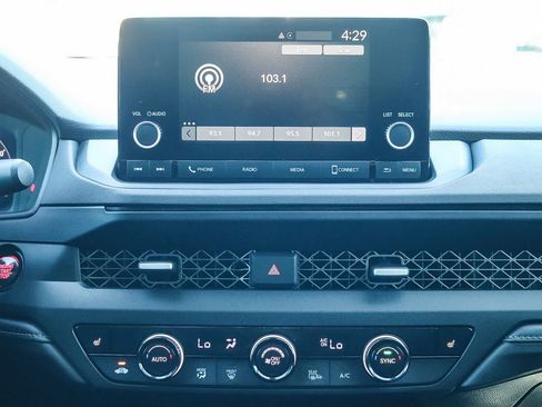 Used 2025 Honda Accord SE image 13