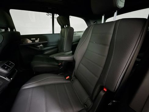 Used 2026 Mercedes-Benz GLS 450 4MATIC image 26