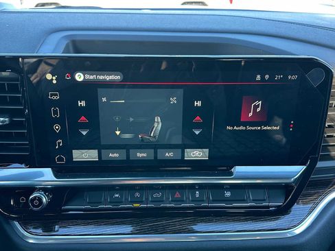 New 2026 GMC Sierra 1500 Elevation image 25