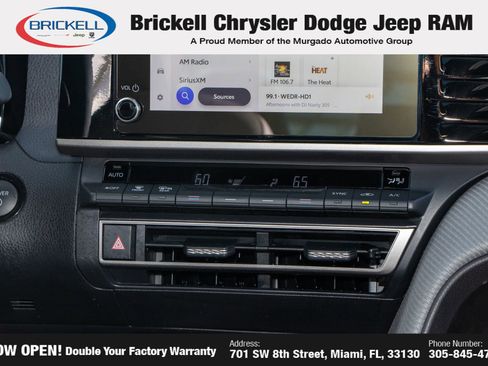 Used 2025 Toyota Camry SE image 22