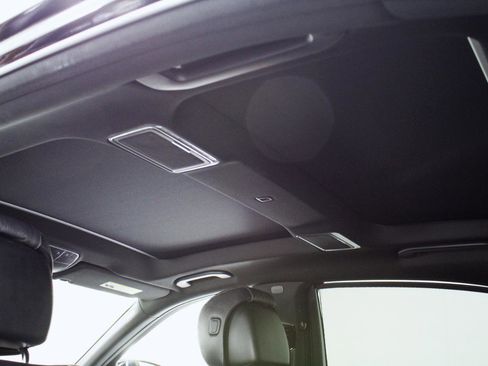 Used 2015 Mercedes-Benz S 550 Sedan image 73