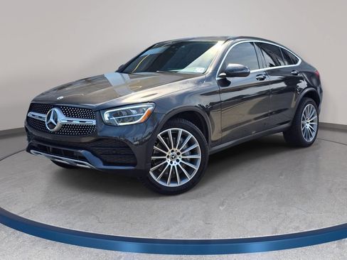 Used 2020 Mercedes-Benz GLC 300 4MATIC Coupe image 1