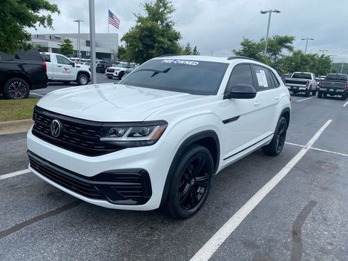 Used 2023 Volkswagen Atlas Cross Sport SEL R-Line AWD/4WD image 3