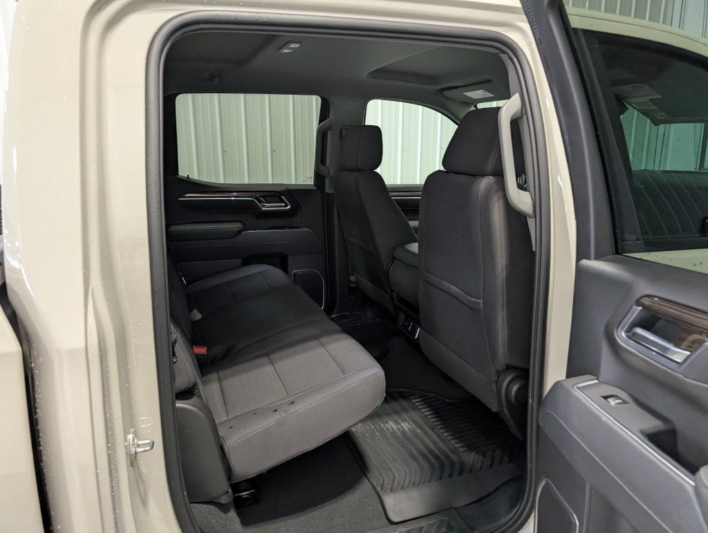 Used 2026 Chevrolet Silverado 1500 RST AWD/4WD image 26