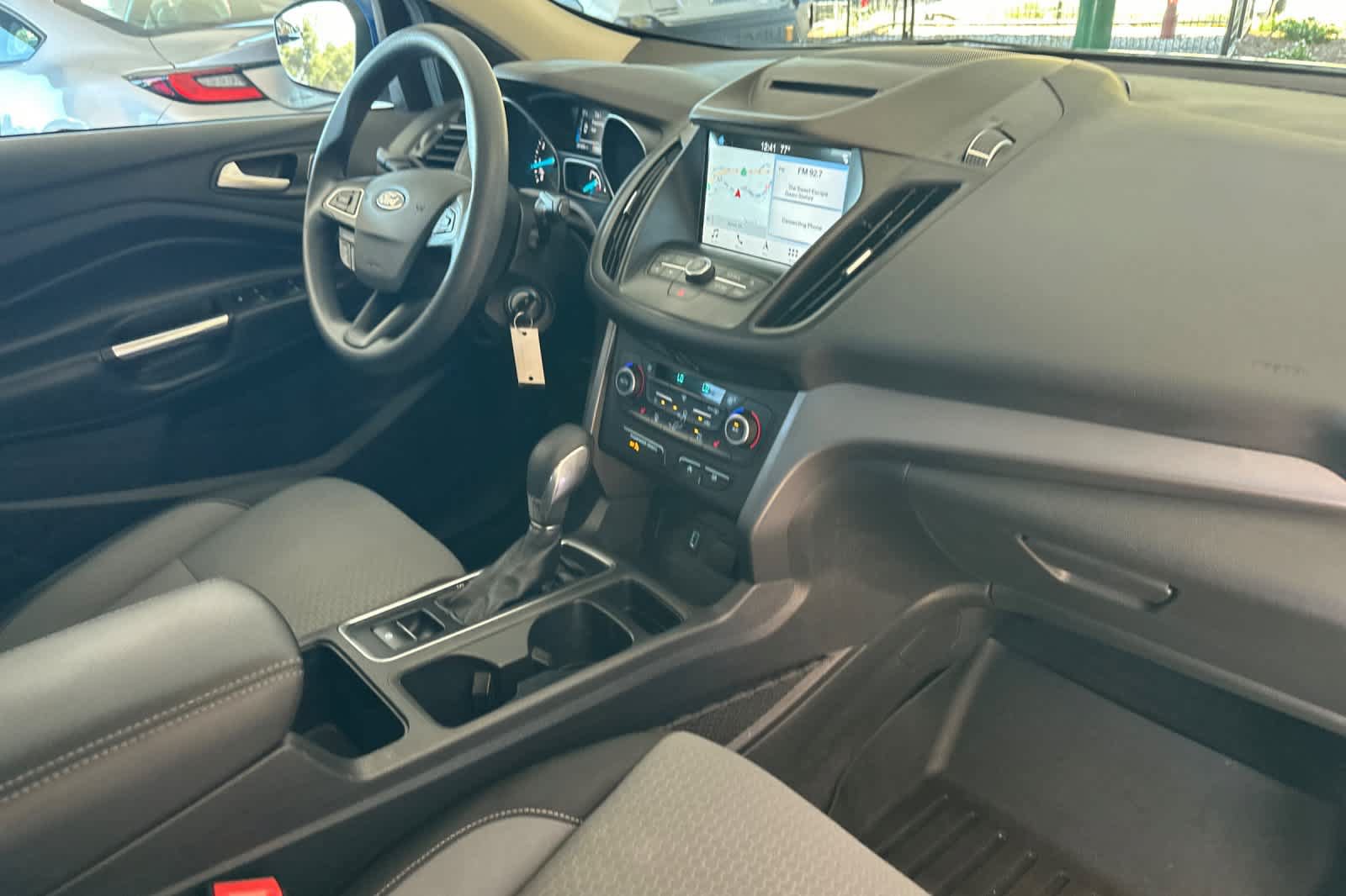 Used 2018 Ford Escape SE w/ SE Sync 3 Package AWD/4WD image 17
