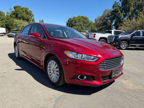 Used 2014 Ford Fusion Energi Titanium w/ Driver Assist Package FWD image 7