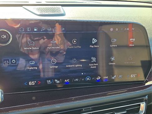 Used 2024 Chevrolet Traverse RS w/ LPO, Floor Liner Package image 28